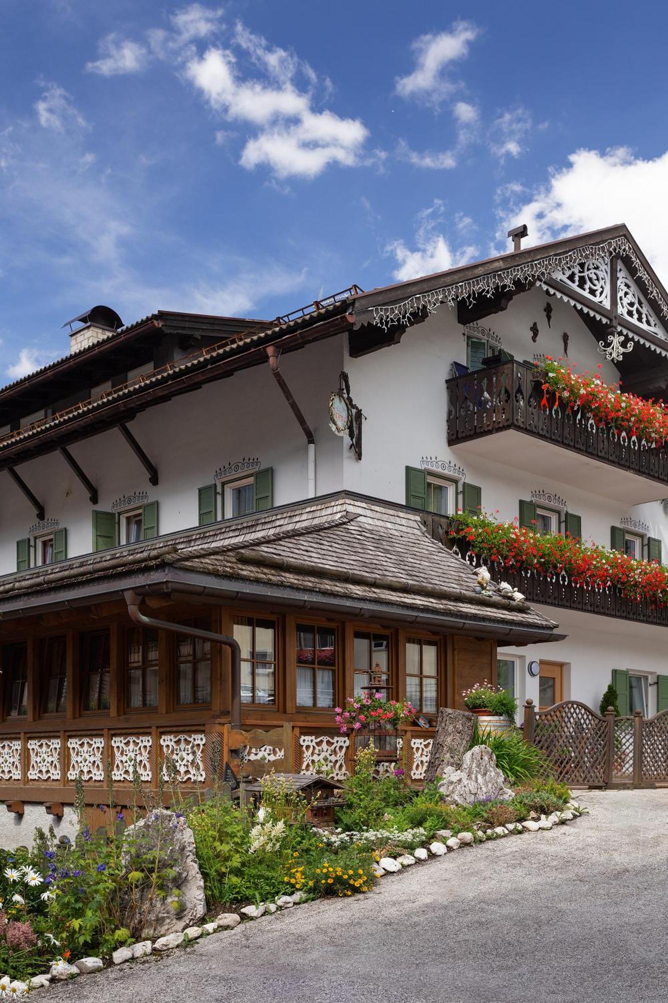 Appartamenti Stefan Campitello di Fassa Exterior photo